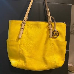 Yellow Micheal kor purse